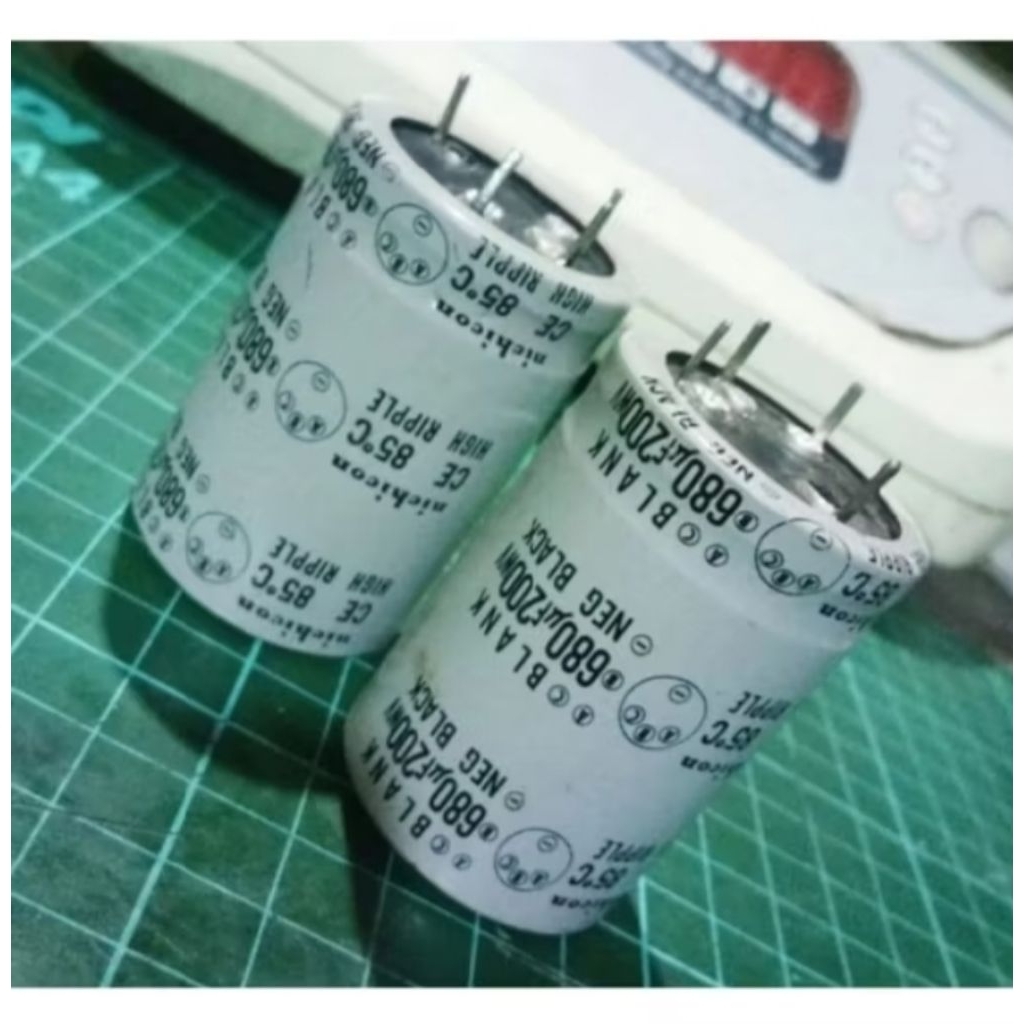 Kapasitor 680uf 200v Nichicon Asli