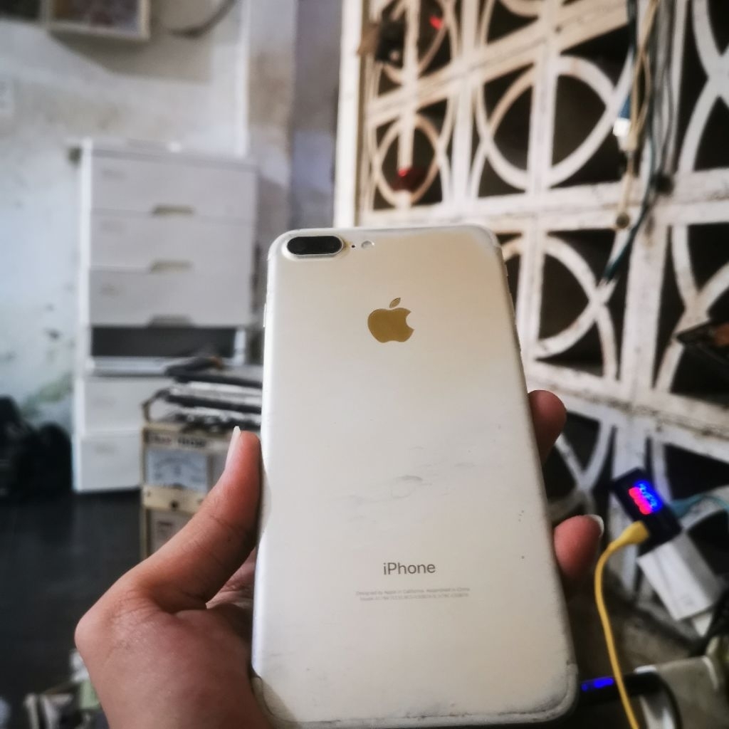 mesin iphone 7 plus hidup passcode