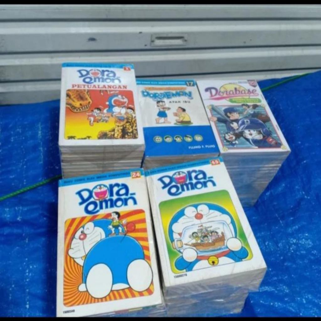 komik cerita all Doraemon 1 set tamat