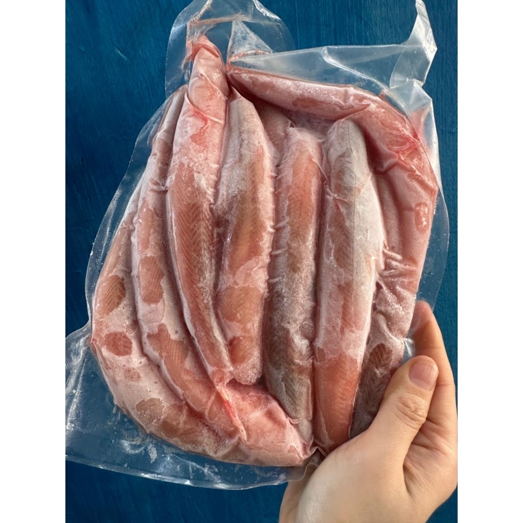 

Daging Anak ikan hiu Fillet / Sua Hu Tiau 1 kg / pack