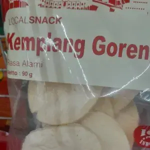 

krupuk Kemplang goreng ikan