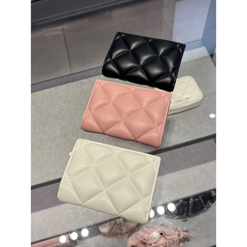 C Gemma Quilted Card Holder dompet lipat wanita