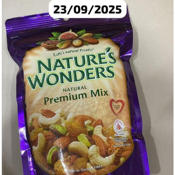 

Nature's Wonders Natural Premium Mix 380g