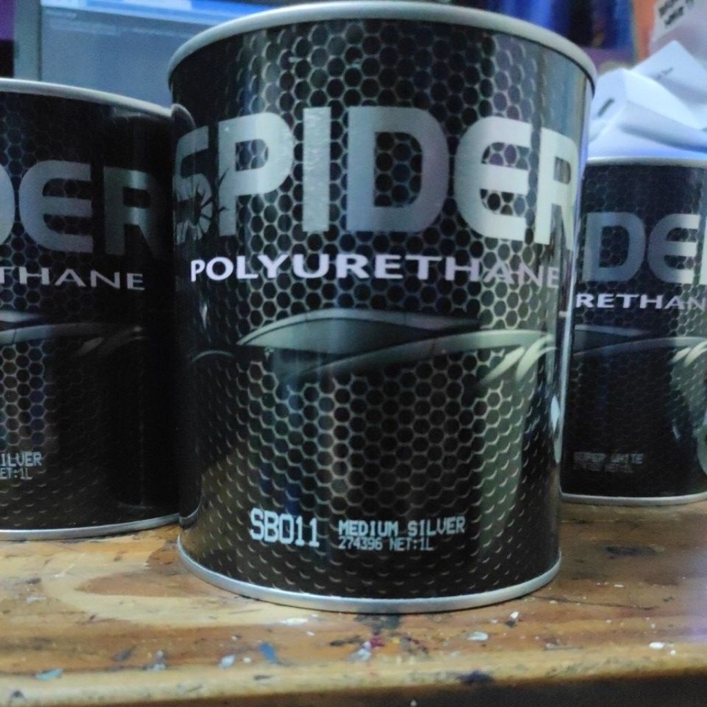 CAT PU SPIDER MEDIUM SILVER SB011