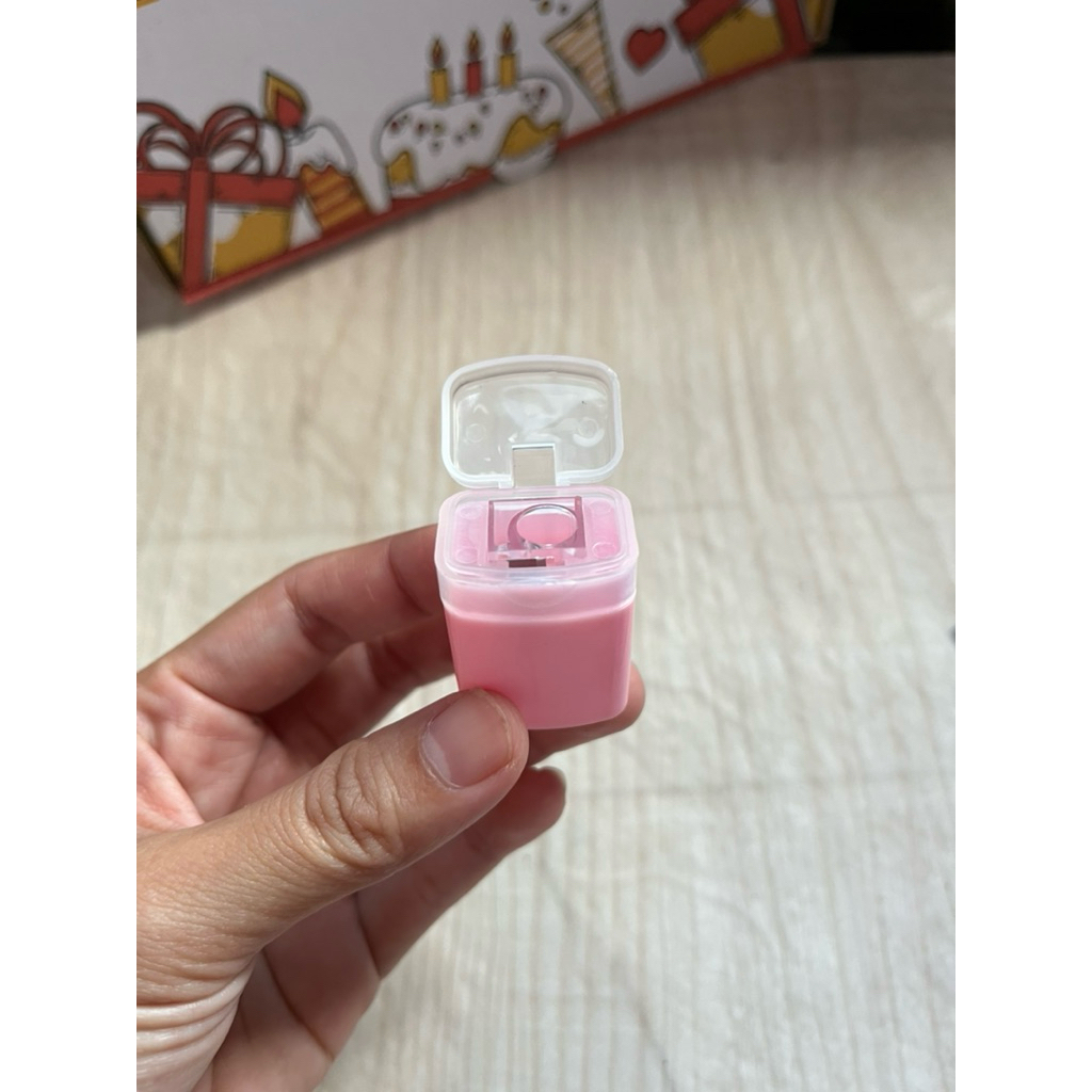 

RAUTAN PENSIL ADA TUTUP NYA warna random