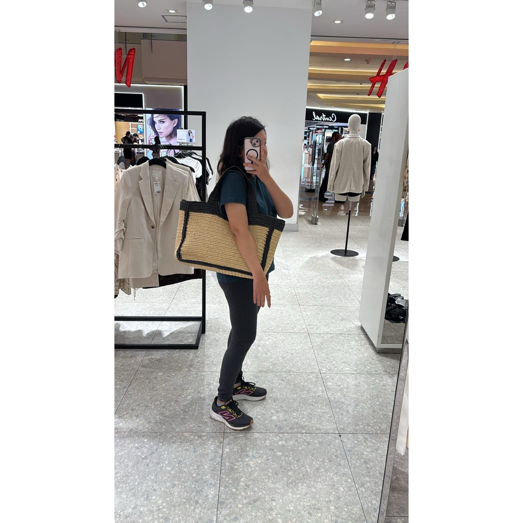 tas HnM tas anyaman HnM original