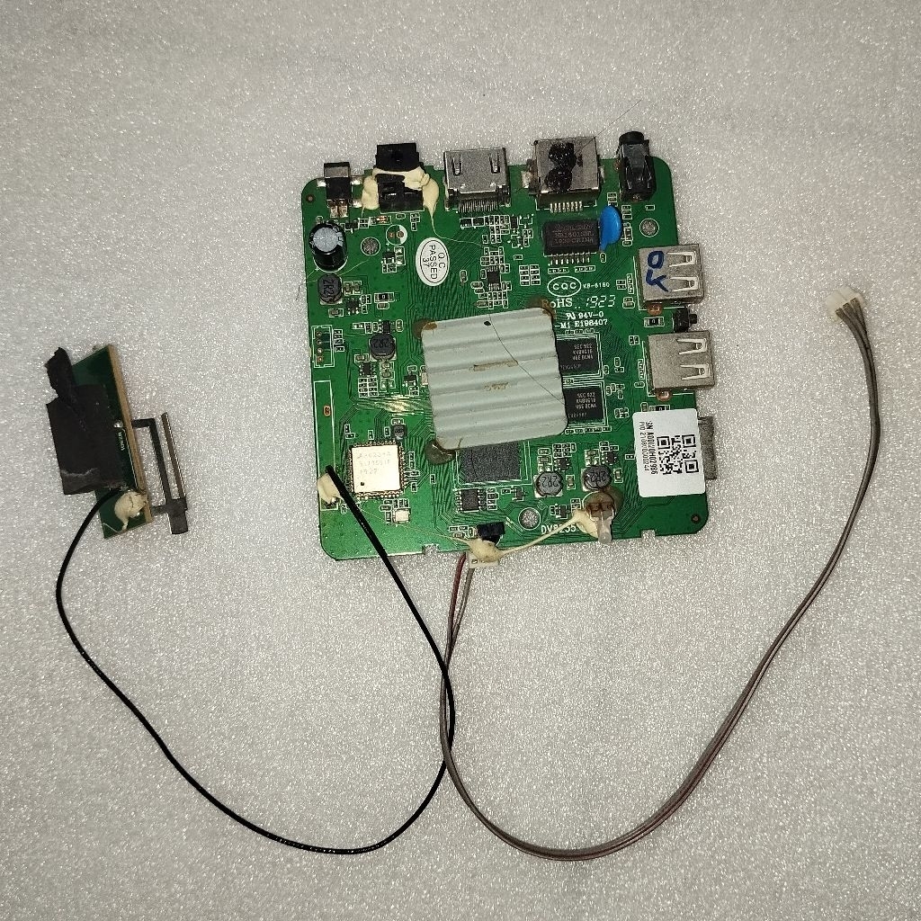 modul mainboard mesin  Android tv mola tv Polytron