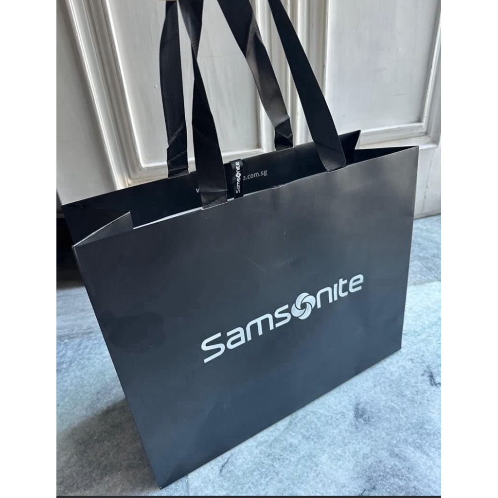 

paperbag samsonite besar