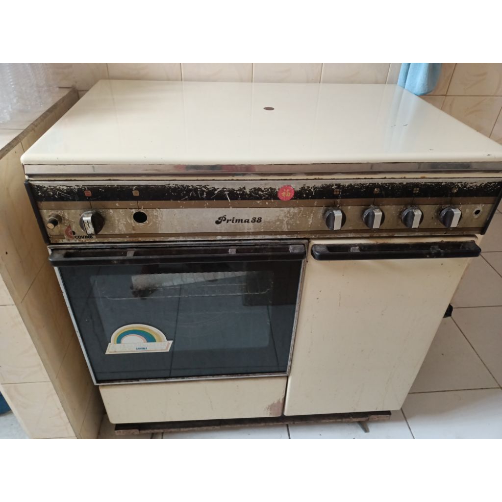 Kompor Gas 4 Tungku + 1 Oven