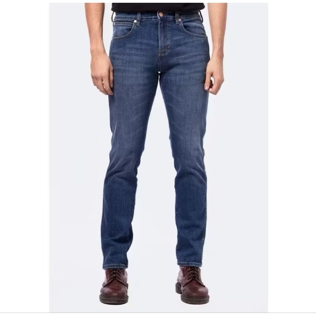 SALE WRANGLER GREENSBORO Size 32, 34 REGULER TAPERED