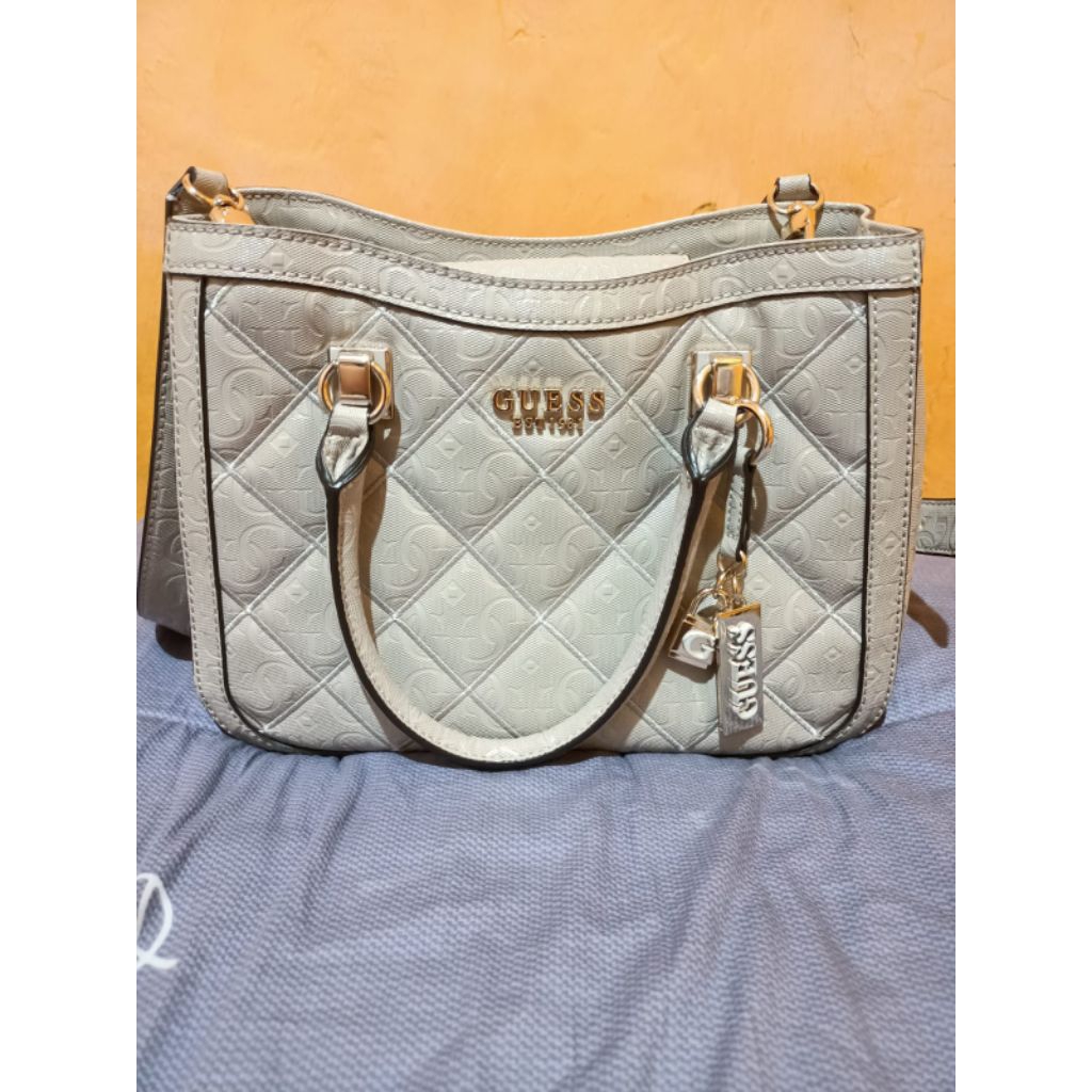 TAS GUESS ORIGINAL LUXURY SATCHEL / FREE DUSTBAG