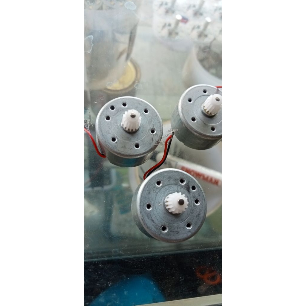 dinamo robotik kecil