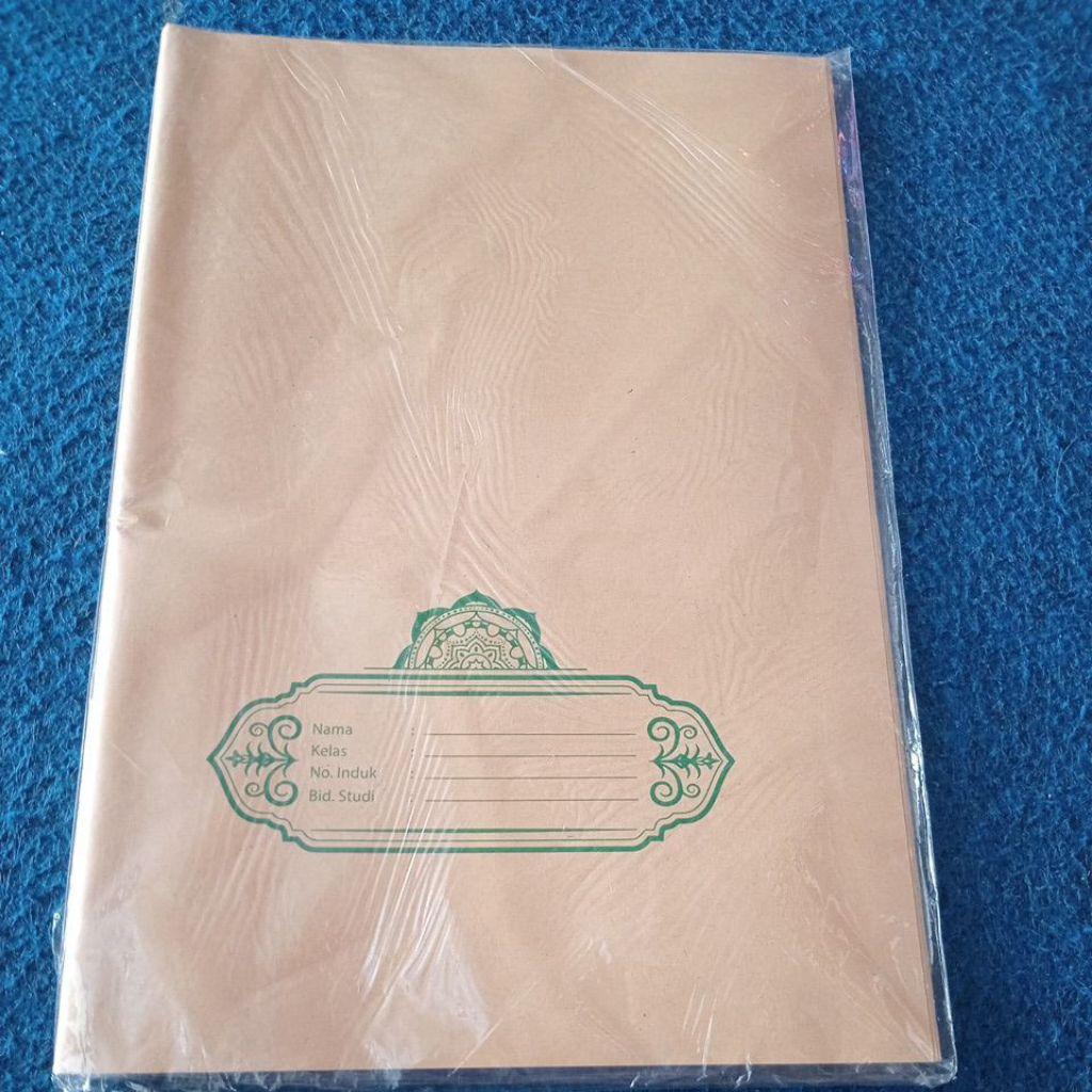 

sampul coklat buku besar tinggi 30 cm