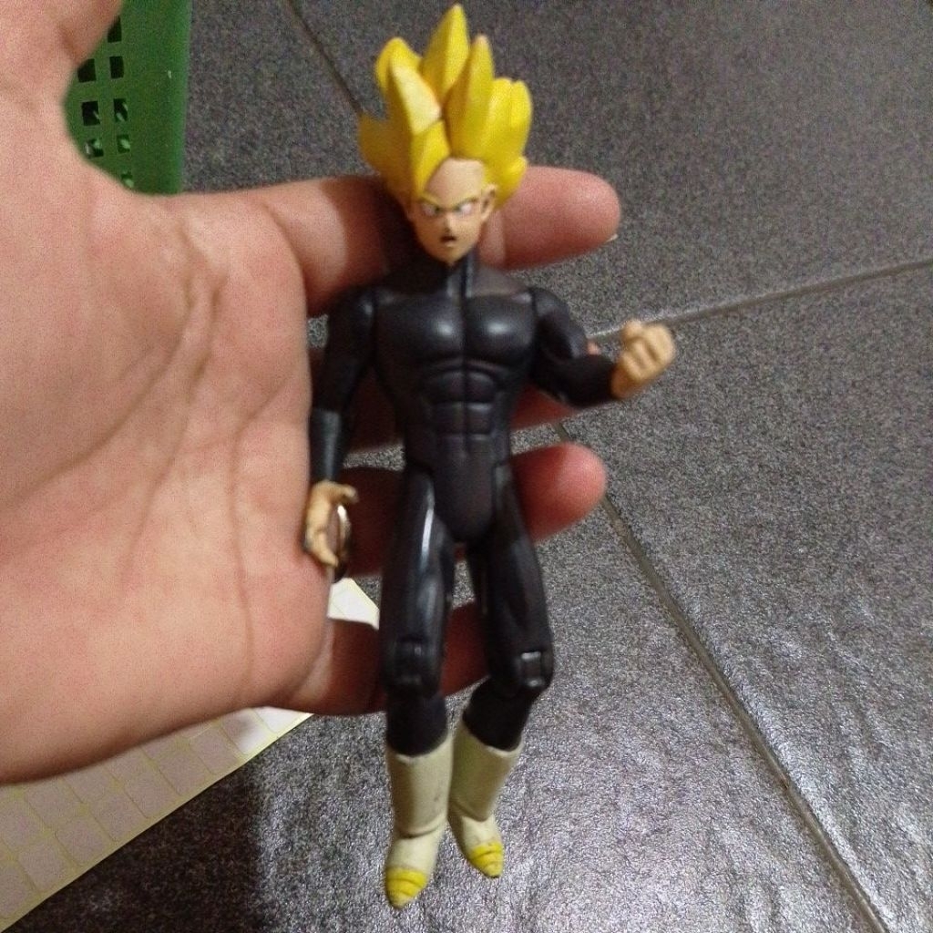Figurine Dragon Ball Z, Babidi Saga, Costume Noir Super Saiyan SS Gohan - Irwin second