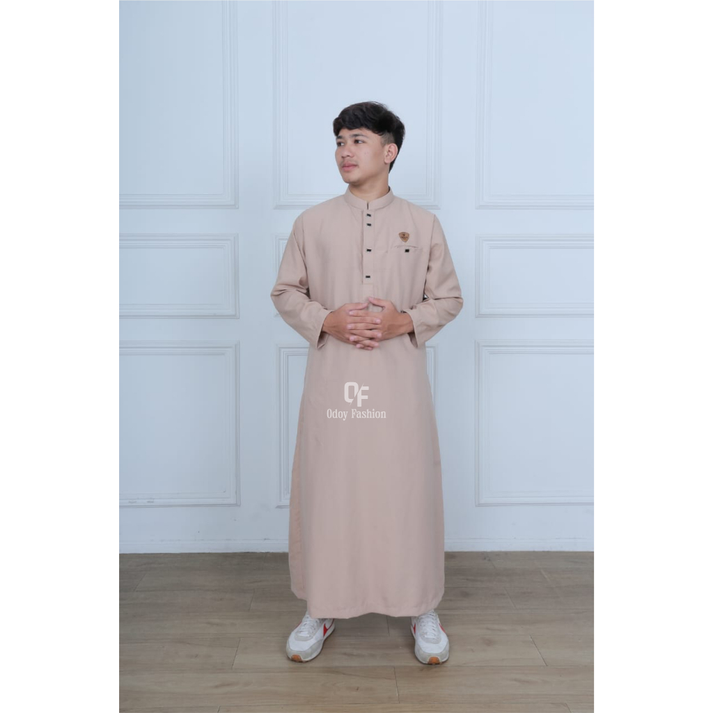 Jubah Gamis Pria Dubai Polos Lengan Panjang – Dewasa & Remaja, Kancing Sultan Kekinian