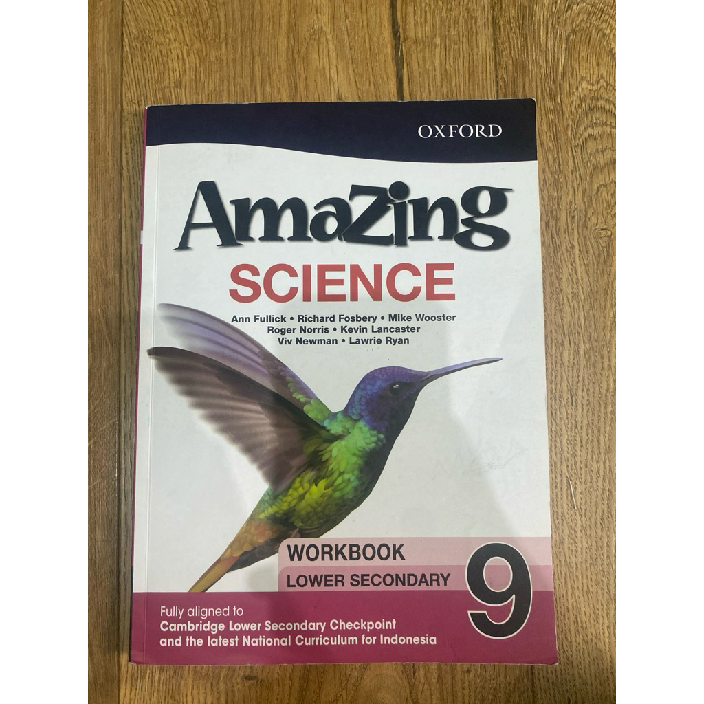 Amazing Science 9 (LIKENEW)