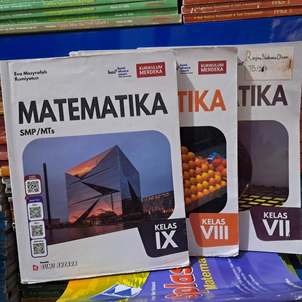 buku bekas ori kurikulum merdeka MATEMATIKA UNTUK SMP/MTS KELAS  VII, VIII, IX,  (1,2,3,) BUMI AKSAR
