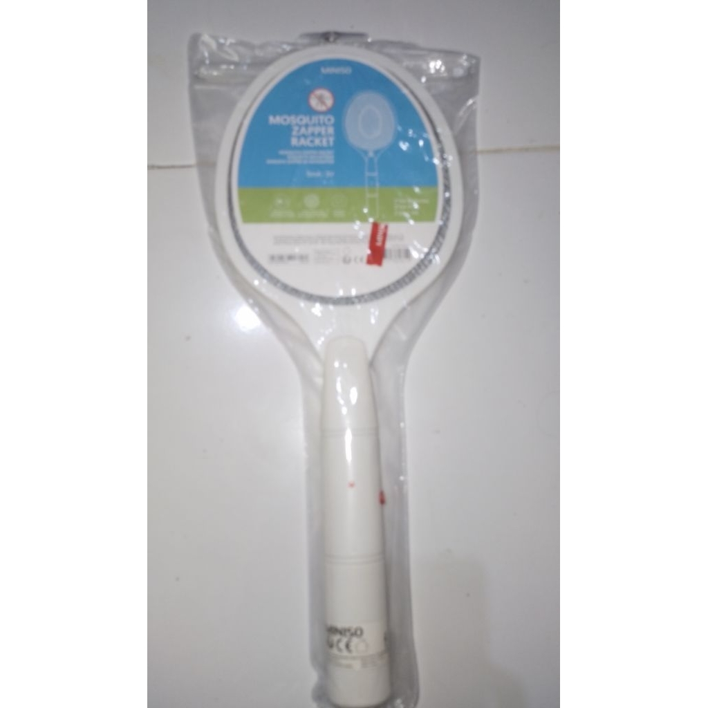 Raket Nyamuk MINISO pakai 2 Baterai batre Mosquito Zapper Racket 5mA 3V