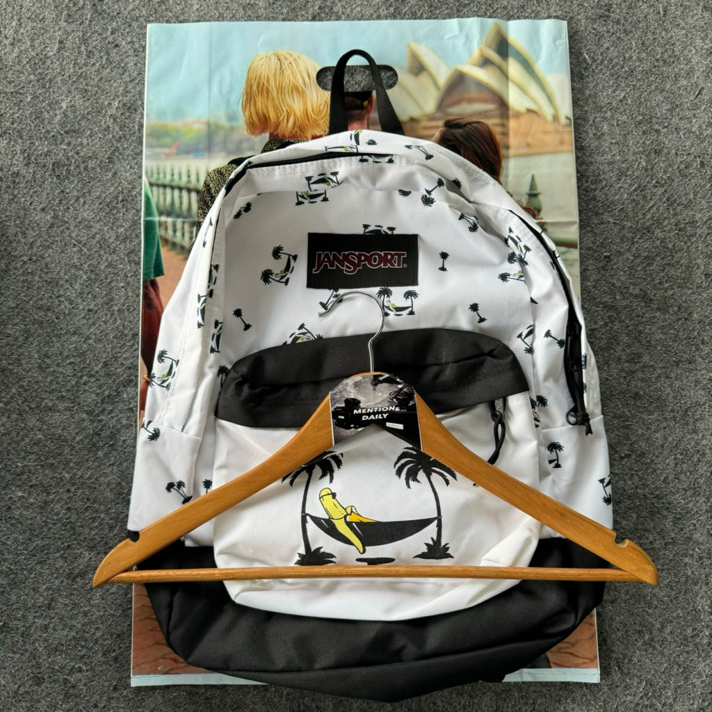 JANSPORT MOTIF BANANA WHITE ORIGINAL