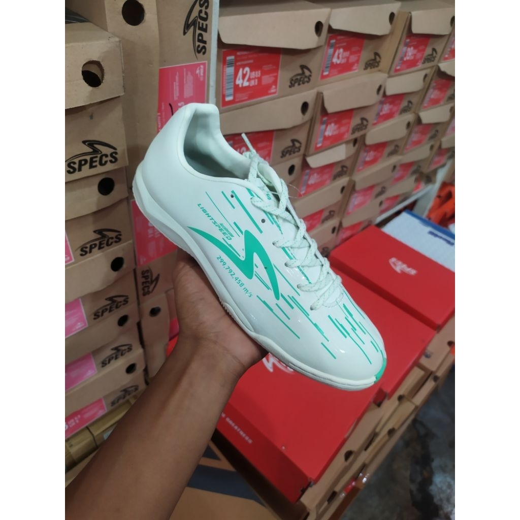 SPECS ACCELERATOR LIGHTSPEED REBORN IN