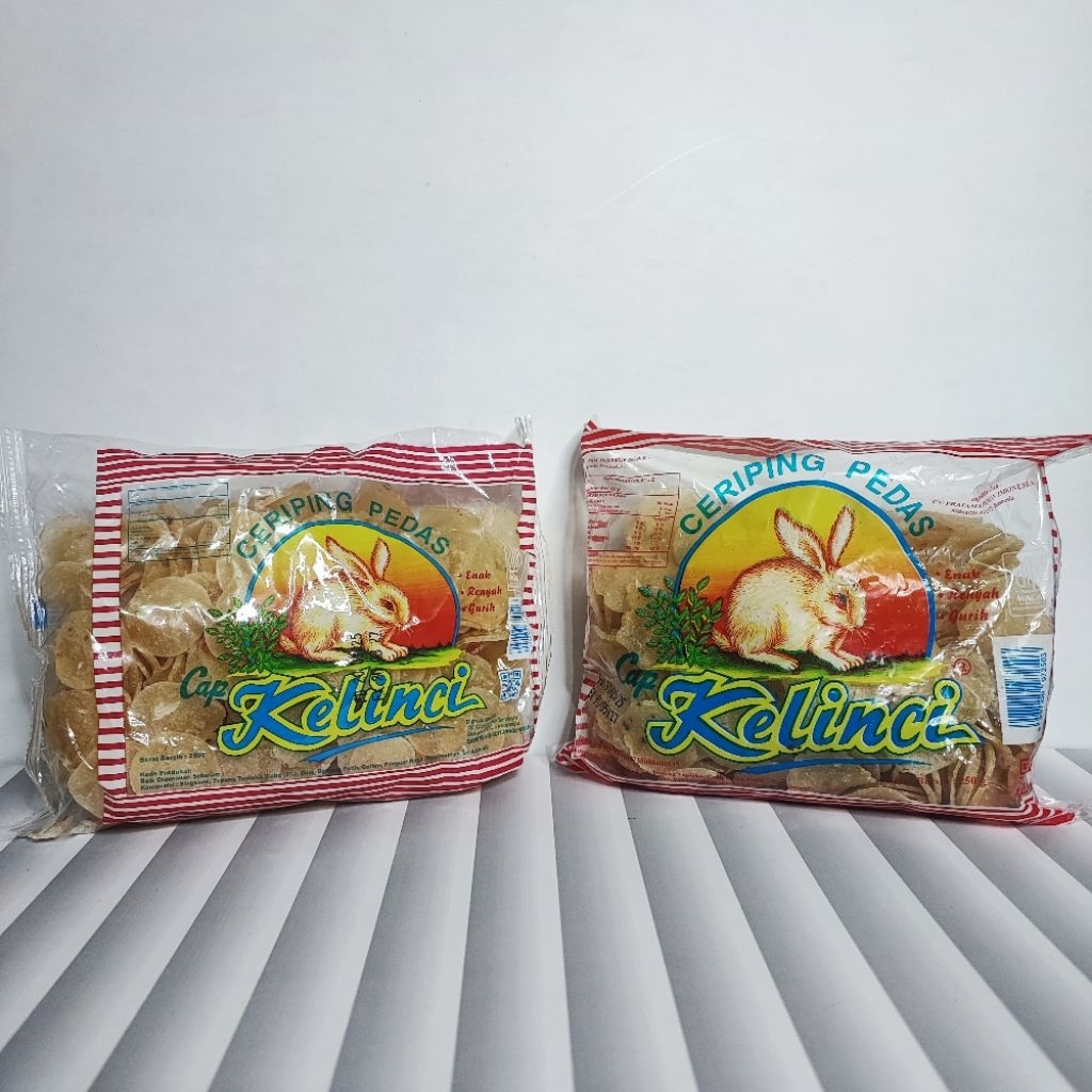 

Kerupuk Ceriping Pedas Cap Kelinci 250 gram Tinggal Digoreng