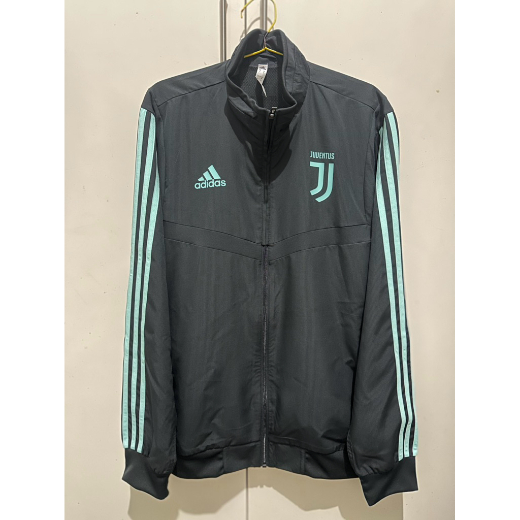 JAKET JUVENTUS ORIGINAL
