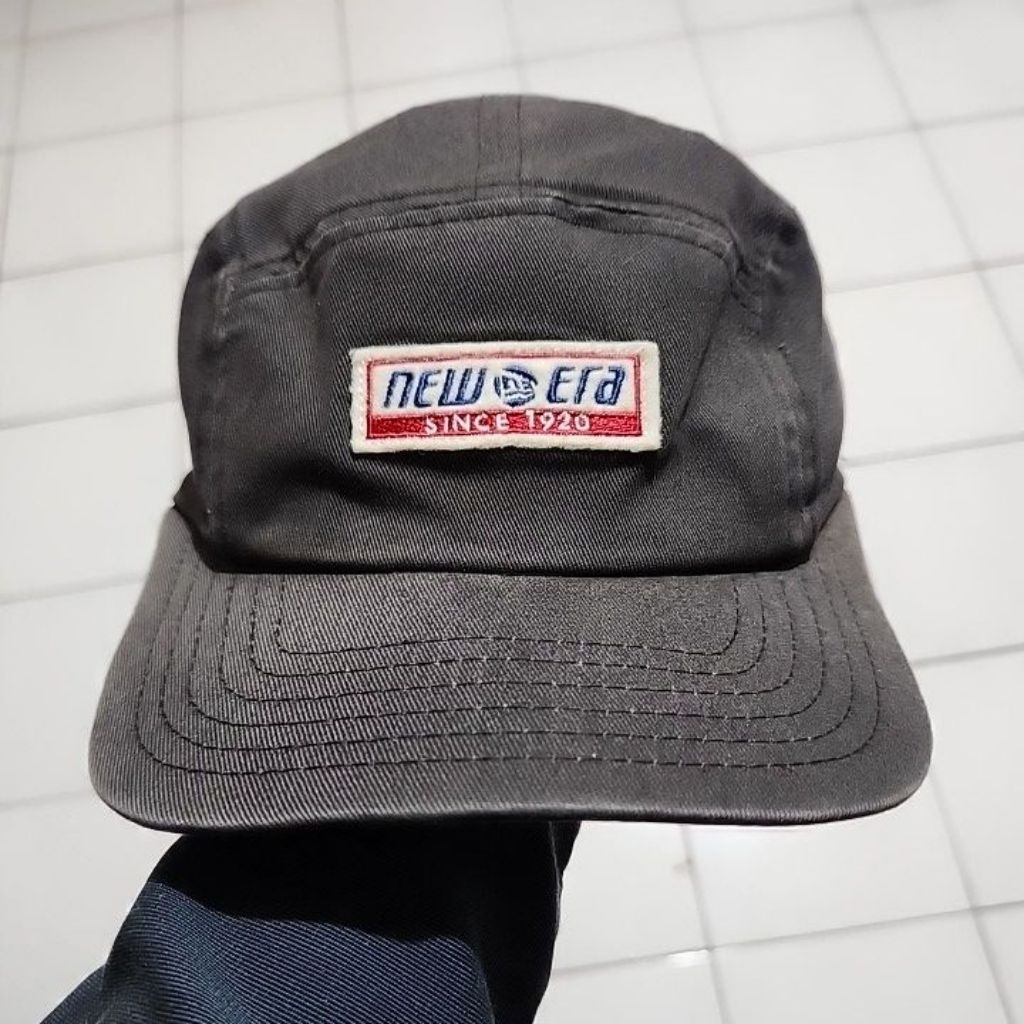 Topi 5 Panel by New Era