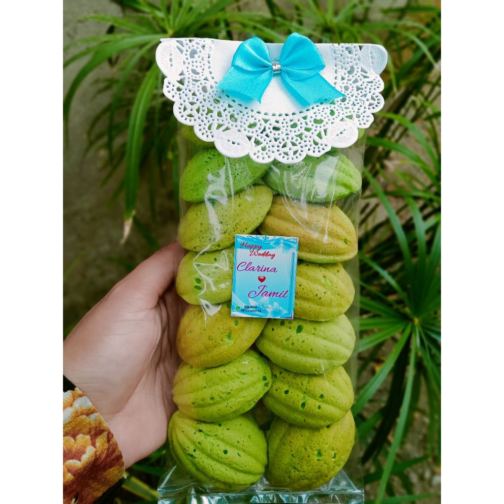 

Souvenir Bolu Pandan |Asul asul Pernikahan | asul asul hajatan| asul asul murah |semi kering PRODUSEN lgsg.