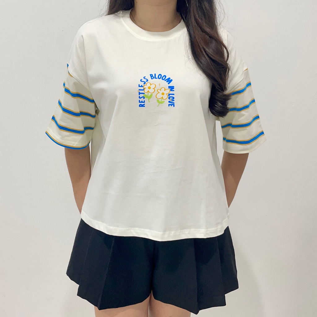ENTITEE Crop Stripes Bloom | Kaos Garis-garis Wanita | Kaos Crop Stripes Wanita | Kaos Crop Oversize