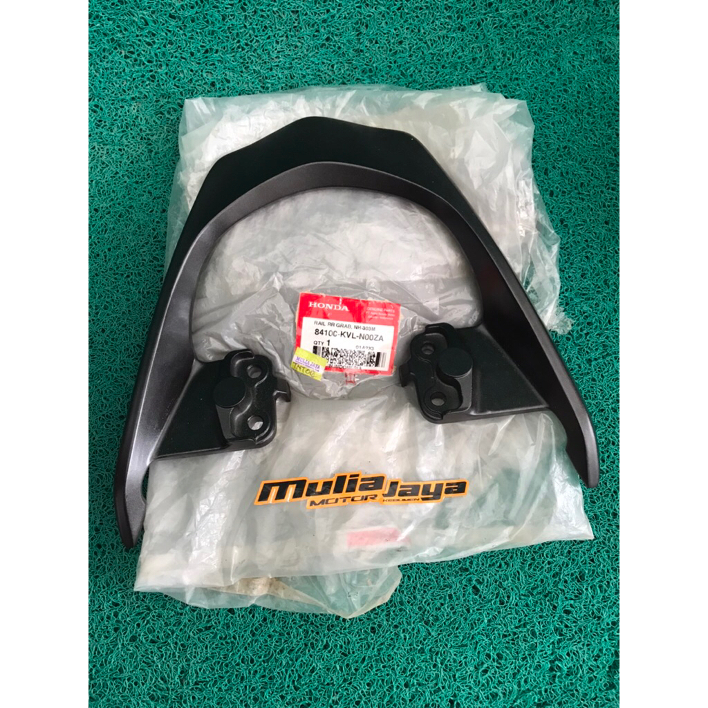 RAIL,GRIP ATAU BEGEL JOK BELAKANG HONDA SUPRA X 125 2008-2011 ORIGINAL AHM 84100-KVL-N00ZA