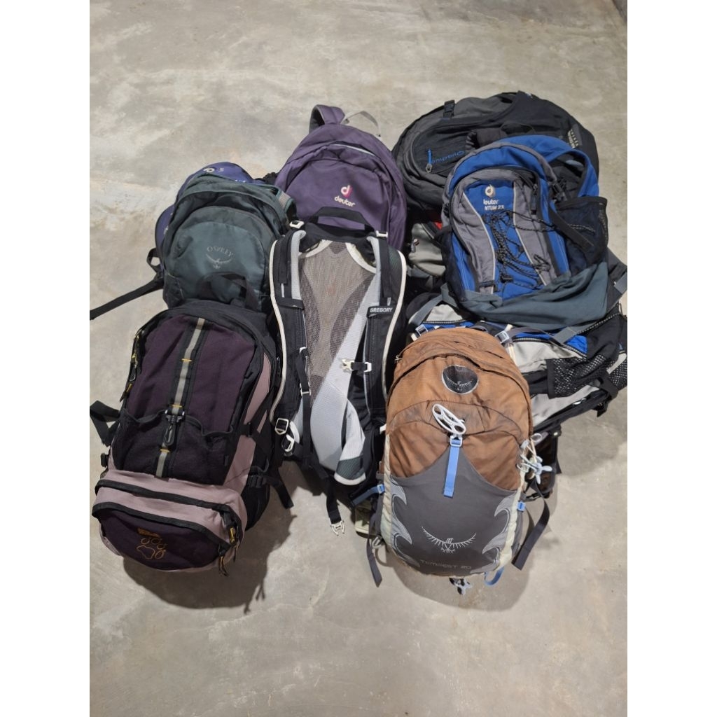 Daypack Deuter Tas Hikking dan sekolah
