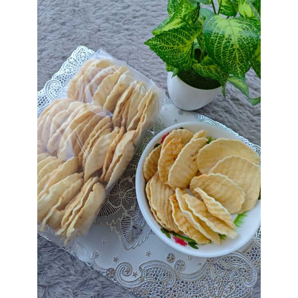 

Kerupuk Slondok Puyur Singkong Bulat 250gr Pedas Gurih MATANG