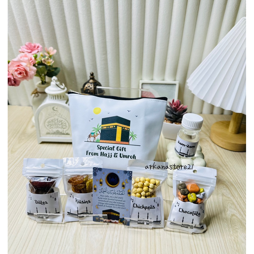 

oleh oleh haji dan umroh/ oleh oleh haji/ oleh oleh umroh/ paket oleh oleh haji/ paket oleh oleh umroh kemasan Pouch Dompet Ka’bah