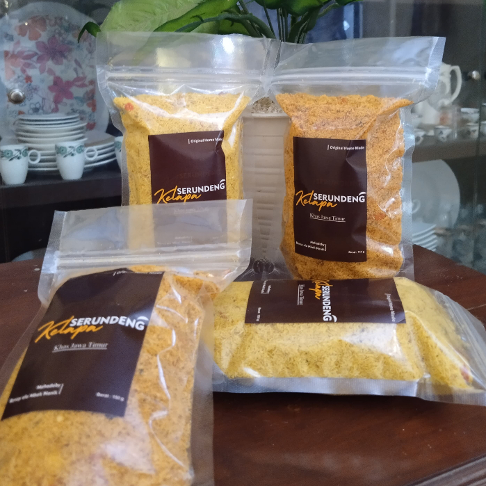 

Serundeng Kelapa Gurih Manis Halal Tanpa Pengawet / Srundeng Kelapa Enak Gurih Renyah