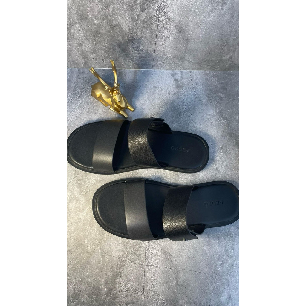 Preloved Pedro Men/Pria Sandal Size EU 39 in Black/Hitam 100% Ori