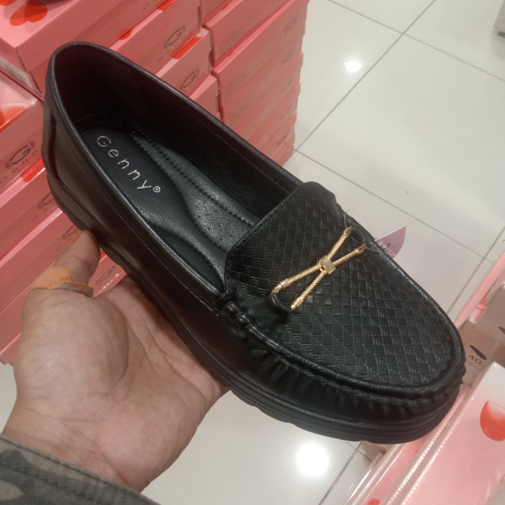 GENNY SEPATU SLIP ON WANITA FEMINIM ORIGINAL