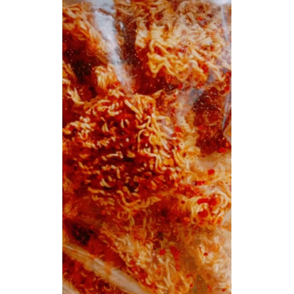 

MIE TELOR/MIE KRITING PEDAS DAUN JERUK,ORIGINAL ASIN GURIH 100GR.BELI 10PCS GRATIS 100GR