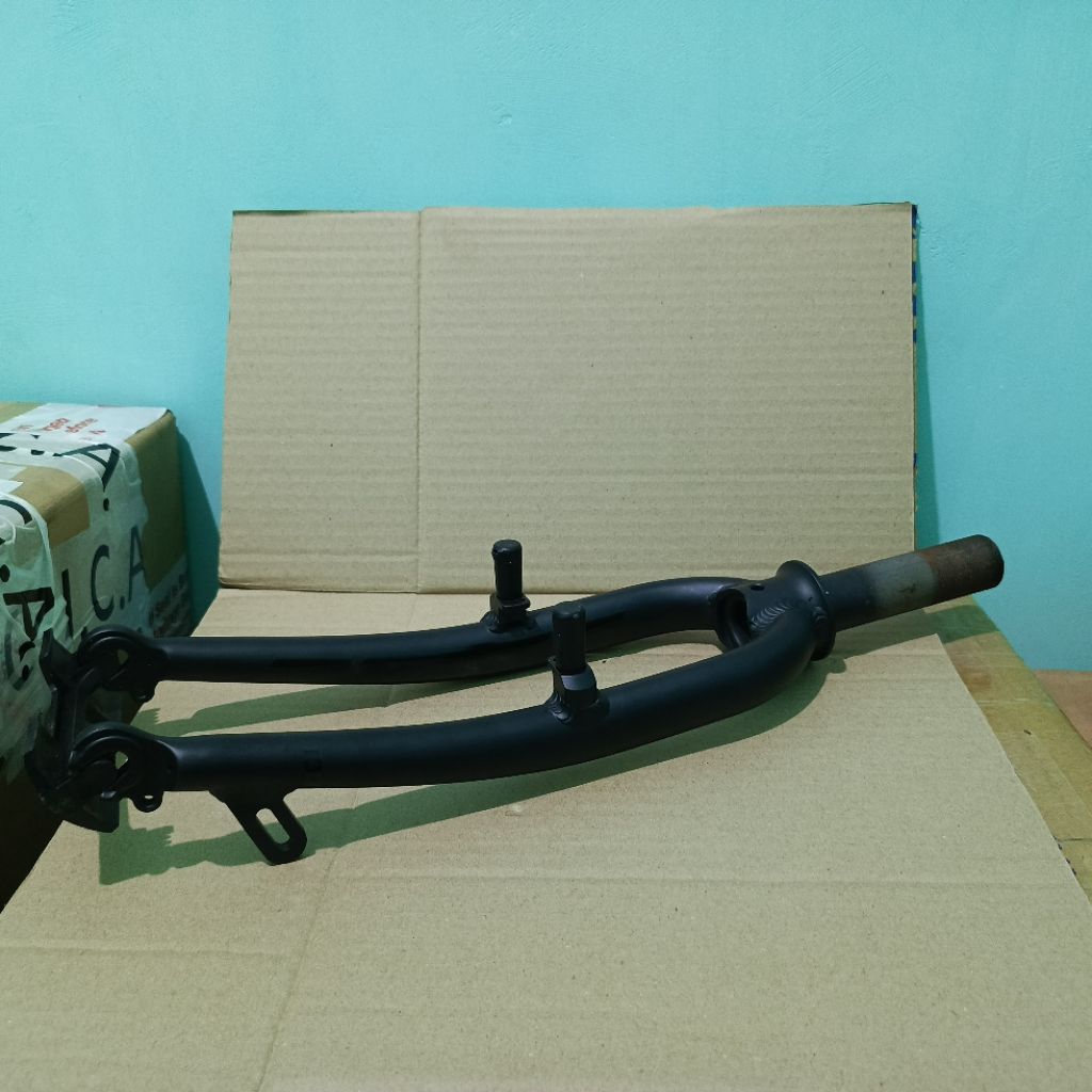[SALE] Fork 20/20+ alloy steer besi drat luar izi Q vrbake OLD 74 black