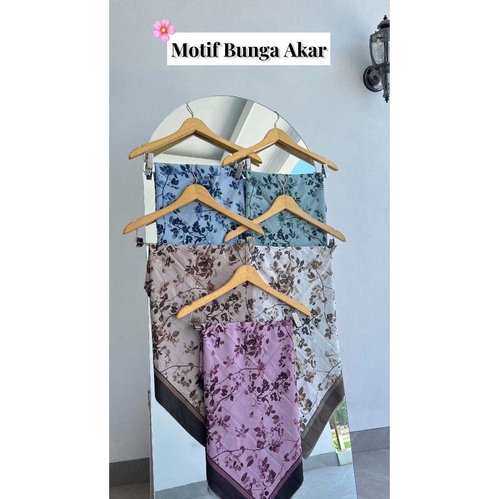 HIJAB VOAL MOTIF BUNGA AKAR