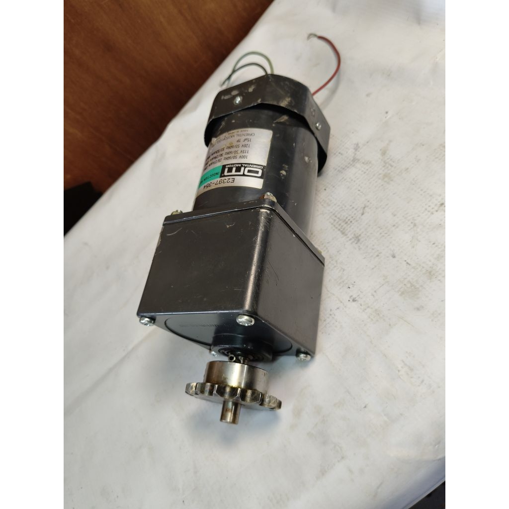 oriental motor gearbox 100 Volt