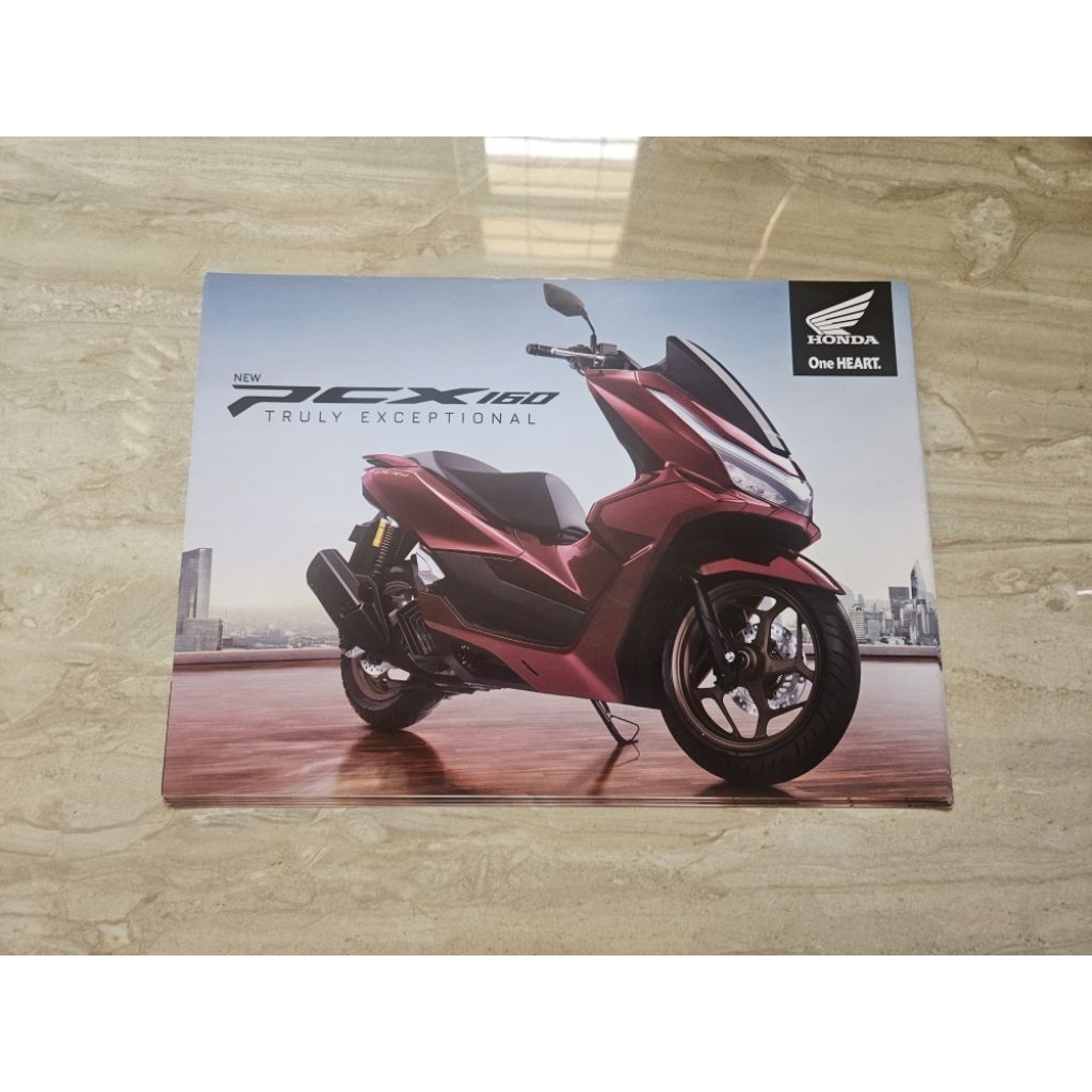 brosur katalog motor honda pcx 160 2024 leaflet