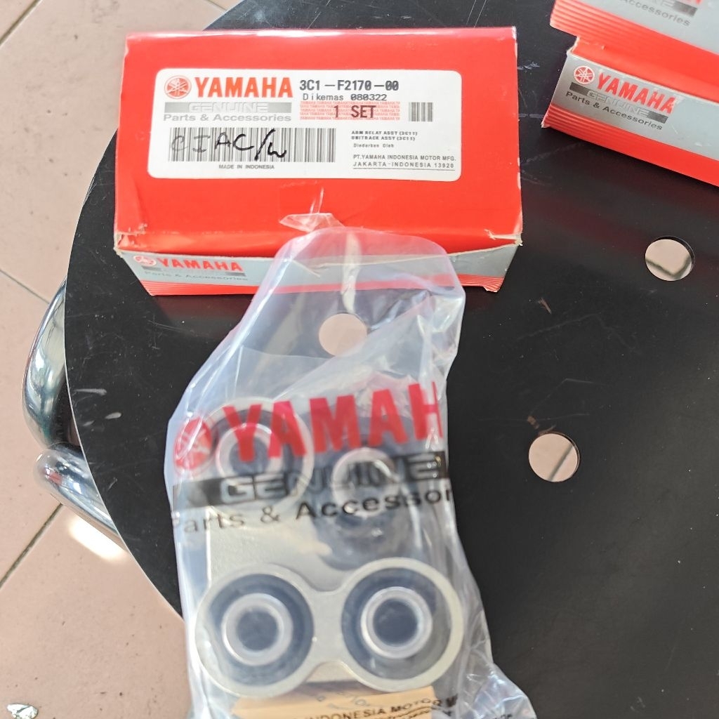 arm relay unitrack assy vixion (bukan ori)