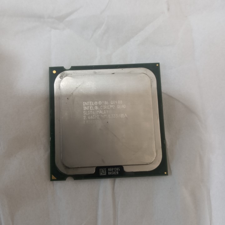 Prosesor PC Komputer Intel Core 2 Quad Q8400 SLGT6 Processor CPU Second Bekas 101