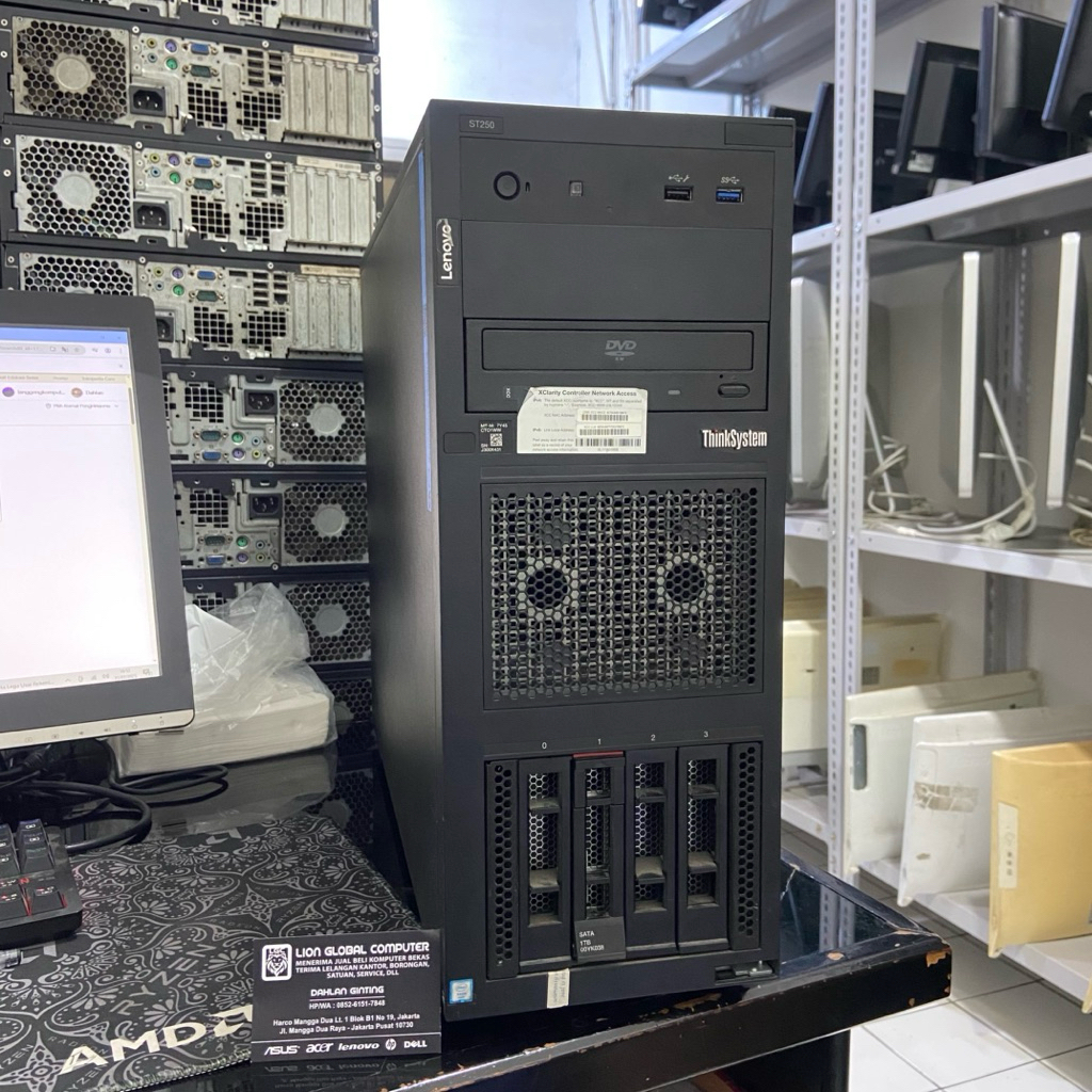 server lenovo thinksystem xeon st250 xeon e-2104g 8gb hdd 1tb