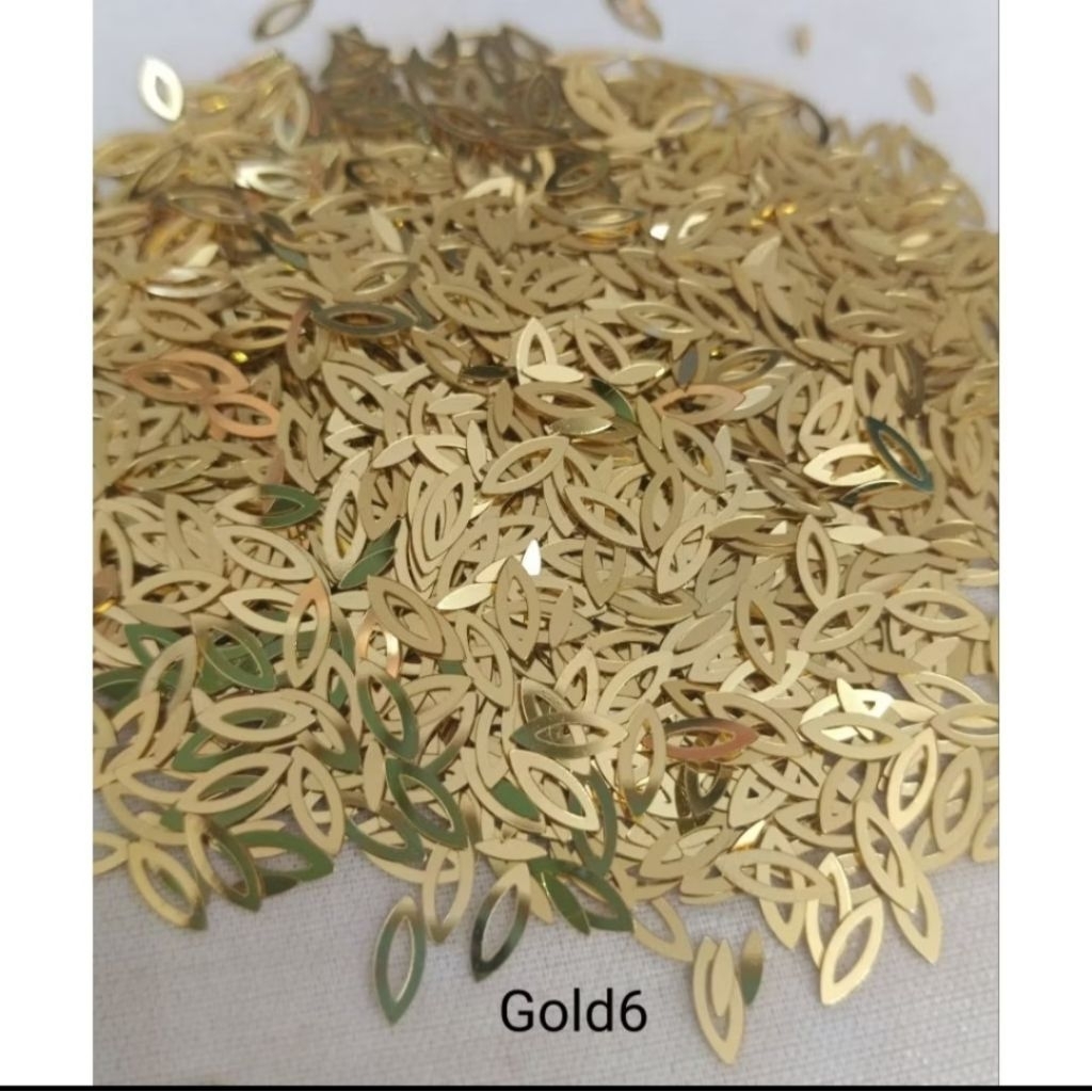 PAYET PIRING DAUN LOBANG TENGAH 4×10 4gr