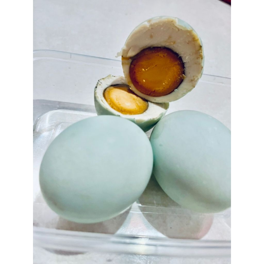

telur asin premium/masir/alami/fresh.