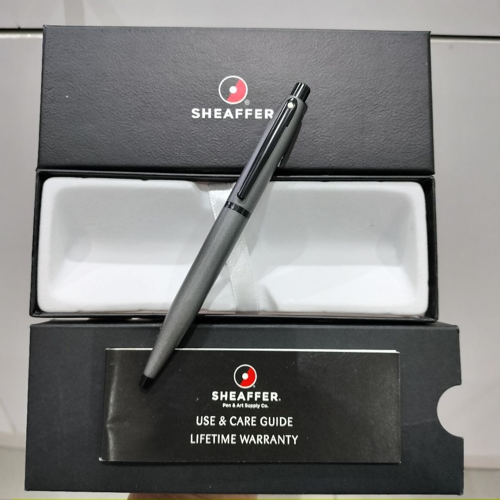 

Sheaffer VFM Gunmetal Bolpoin