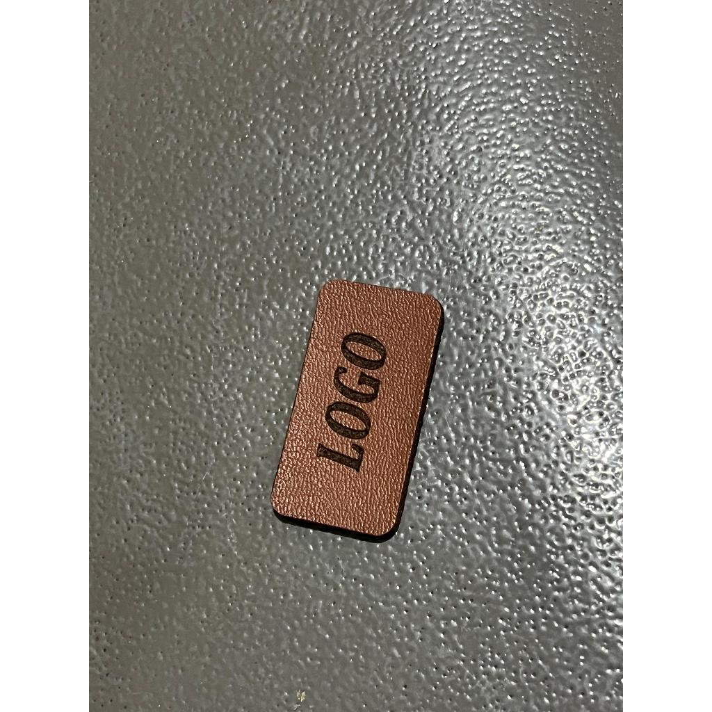 

LABEL KULIT IMITASI CUSTOM 3 X 1.5 CM
