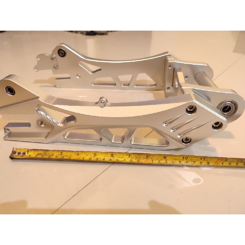 swing arm sepeda motor listrik terbaru