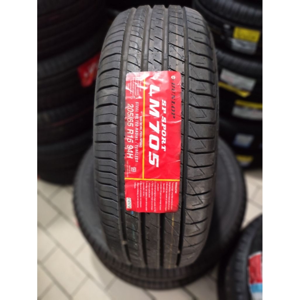 Dunlop 205 65 R15 ban innova phanter